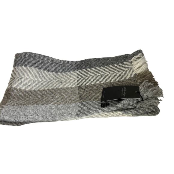 NWT John Branigan Scarf B Offset 12 Multi Beige Chevron/ Herring Bone - Picture 1 of 6
